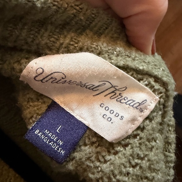 Universal Thread Sage Cable Knit Sweater - Picture 3 of 3